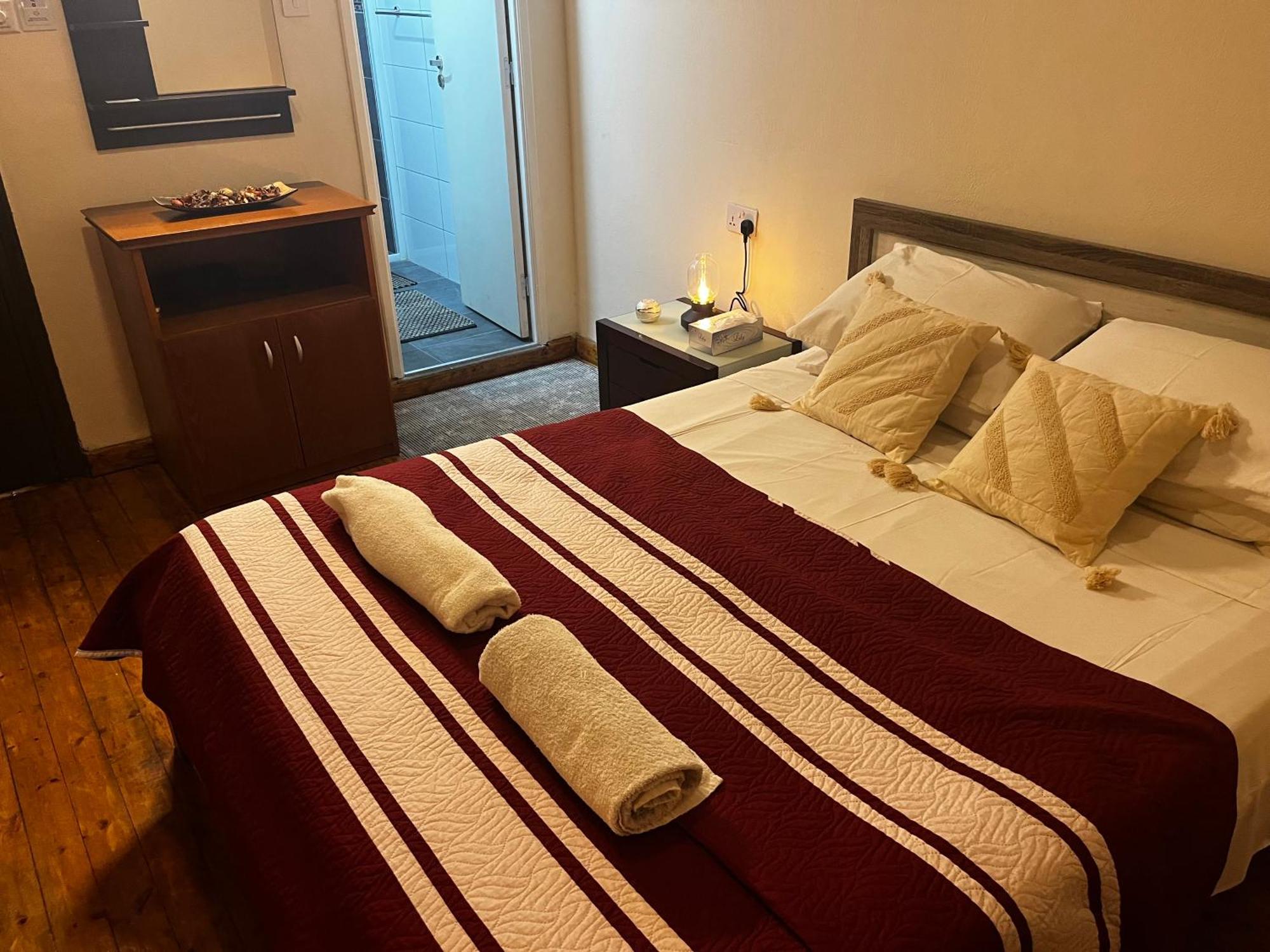 Xanthis Hostel Nicosia City Centre Buitenkant foto