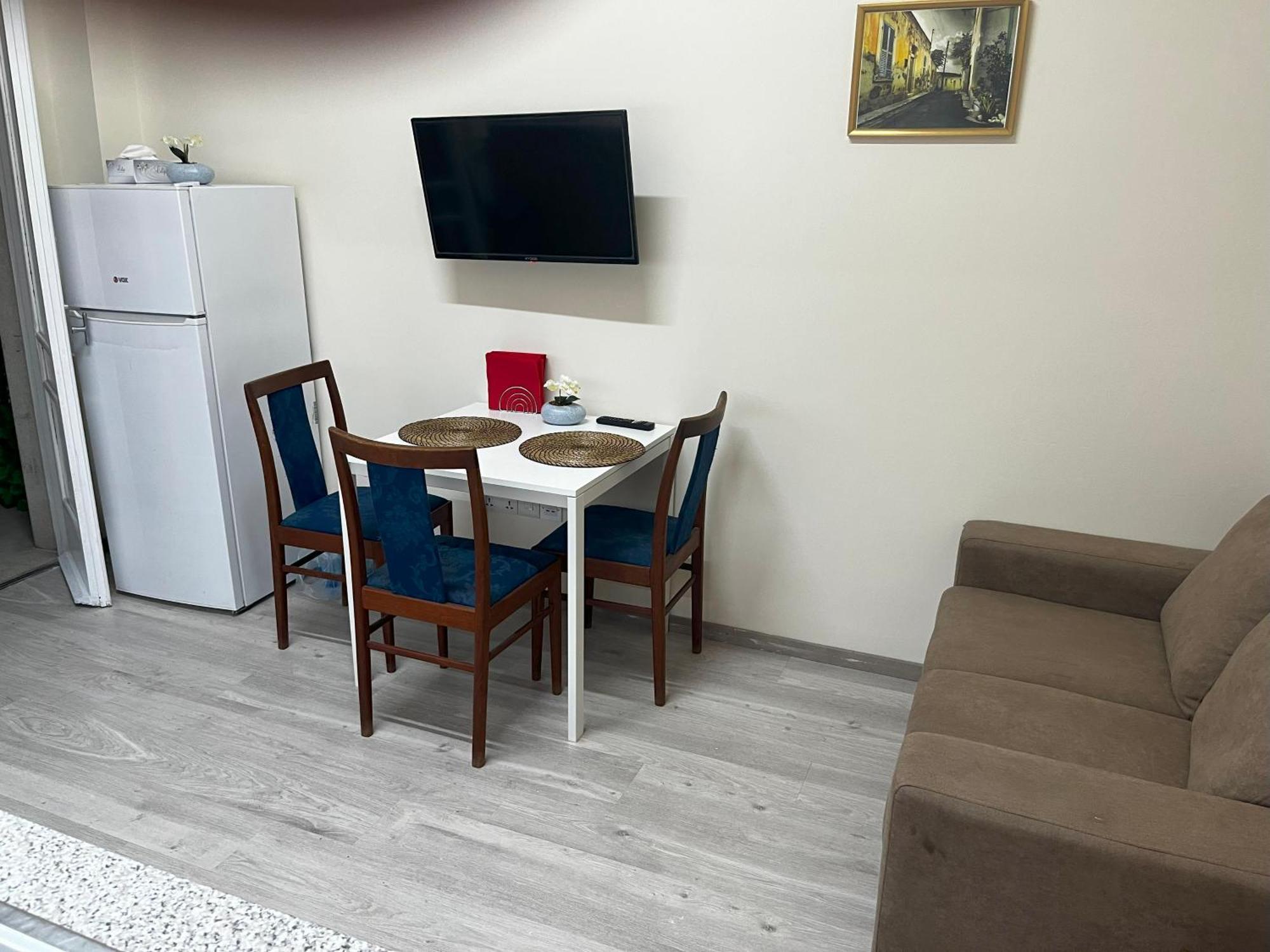 Xanthis Hostel Nicosia City Centre Buitenkant foto