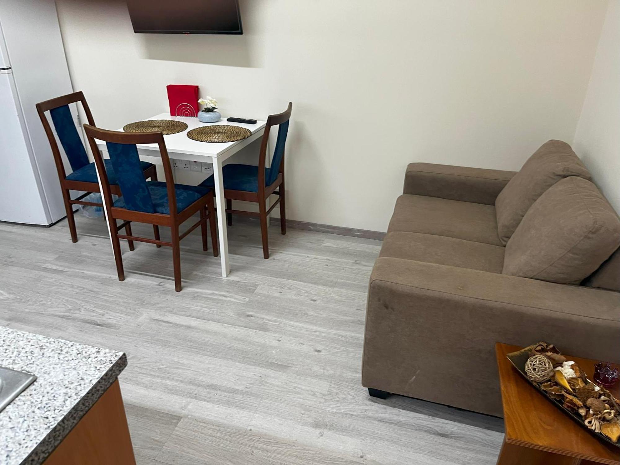 Xanthis Hostel Nicosia City Centre Buitenkant foto